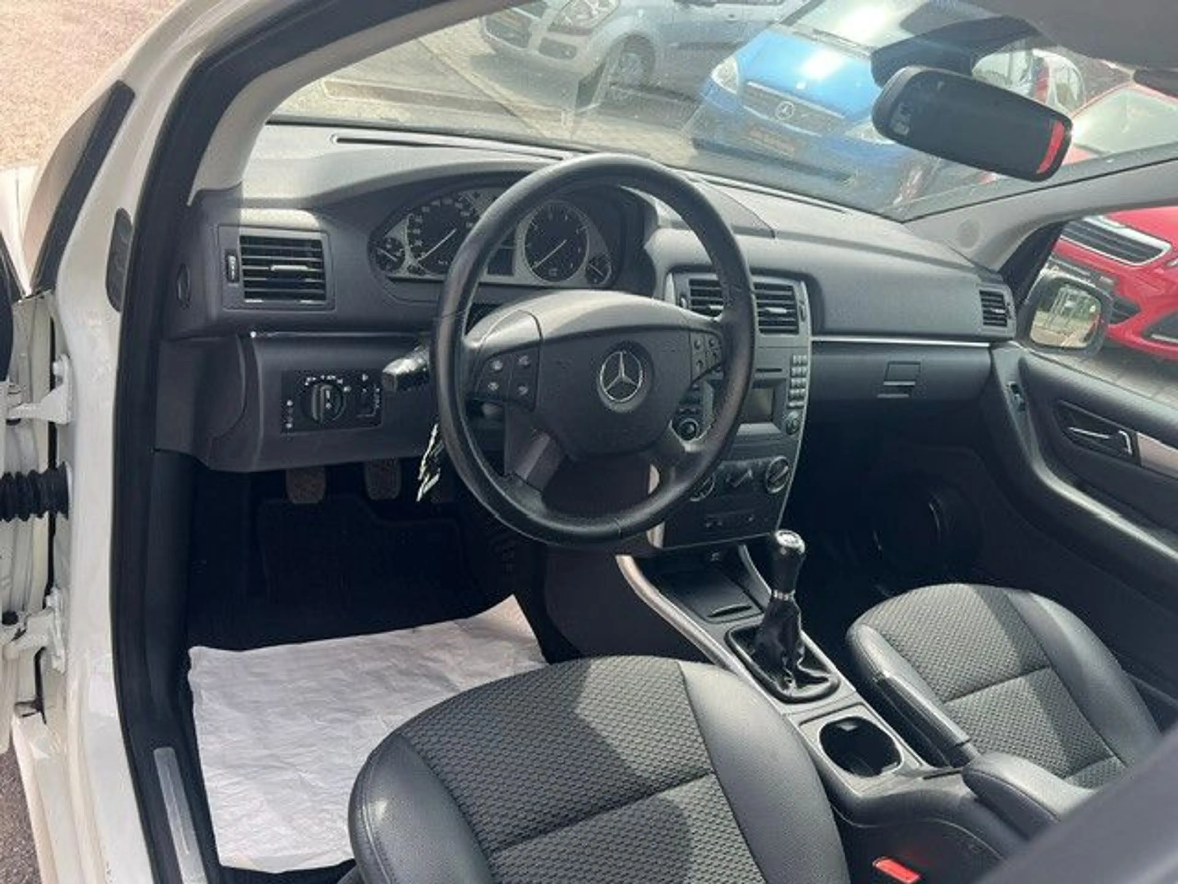 Mercedes-Benz B 200 -KLIMA+SITZ.+AHK-PDC-SCHECKH-incl. GARANTIE — photo 7