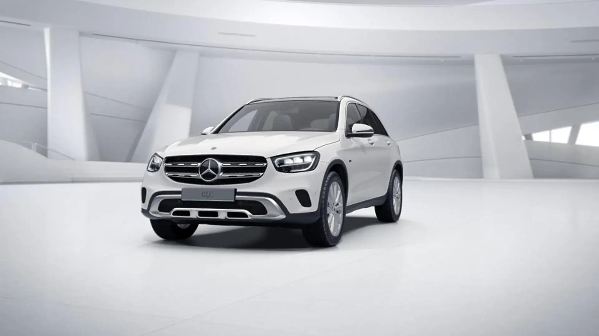 Mercedes-Benz GLC 300 e 4M Distronic Plus Pano AHK RFK Chrom-P Blanc - 1