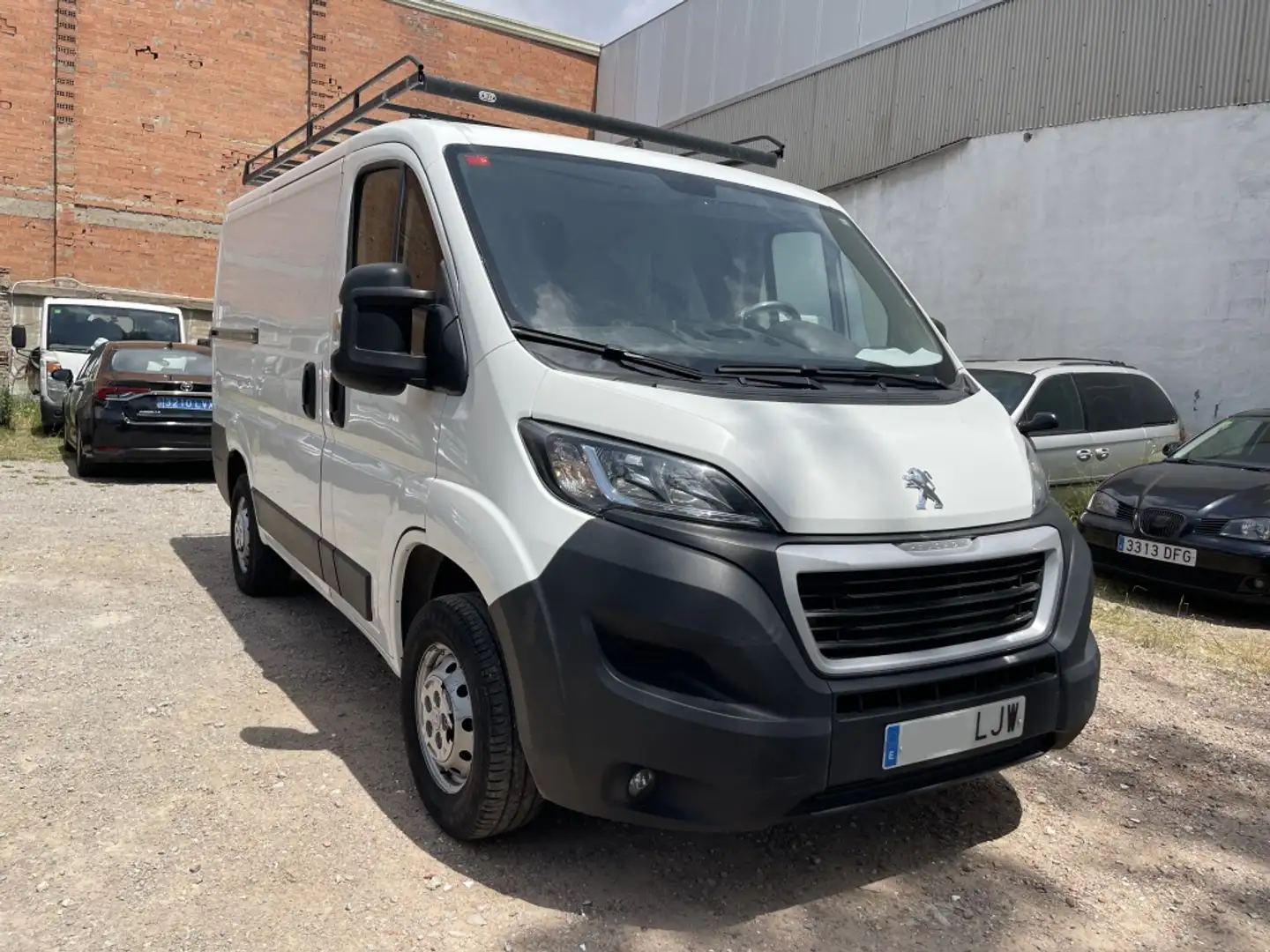 Peugeot Boxer Furgón 2.2BlueHDI 333 L2H1 S&S 120 Blanco - 1
