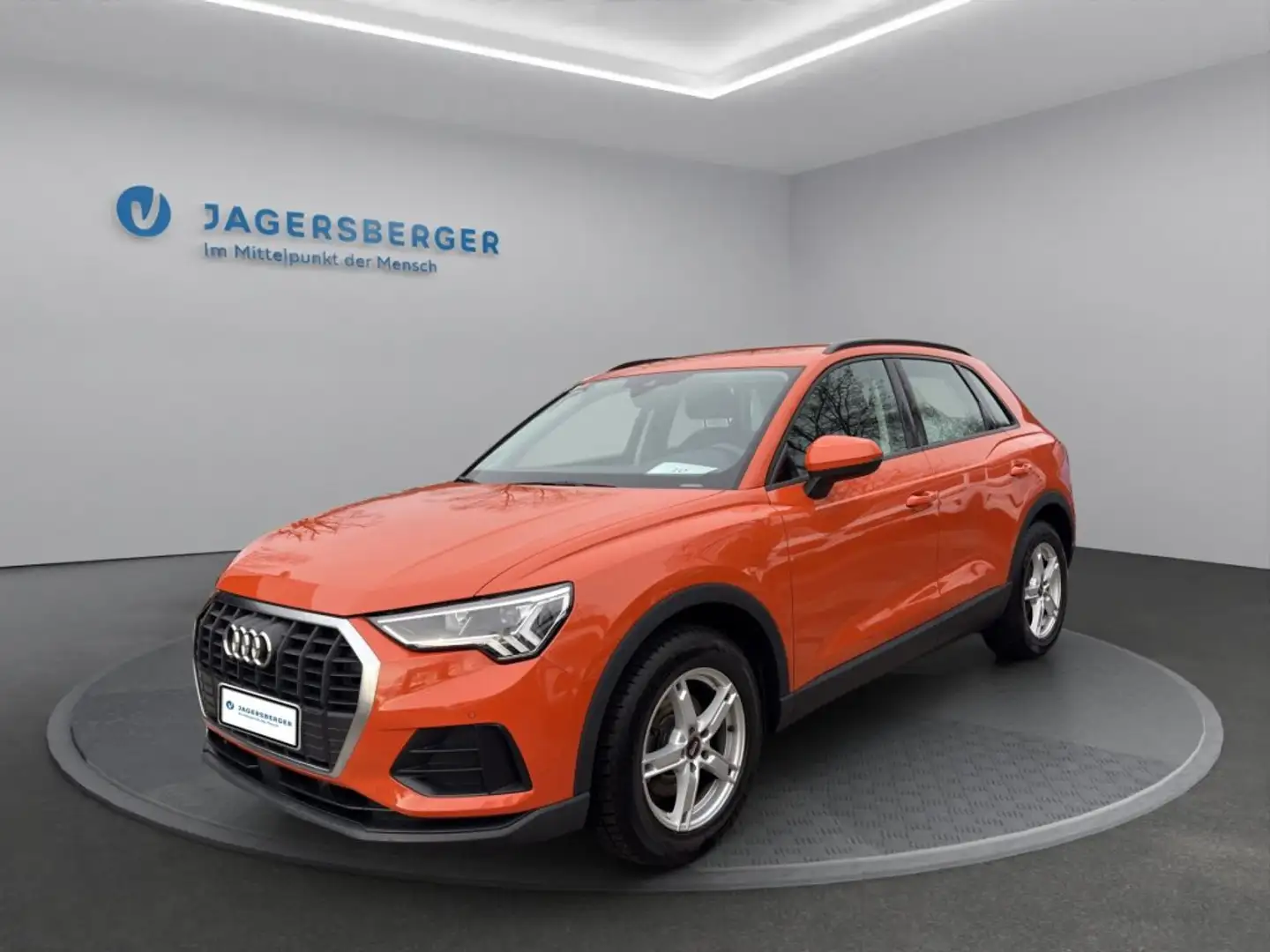 Audi Q3 Q3 Orange - 1