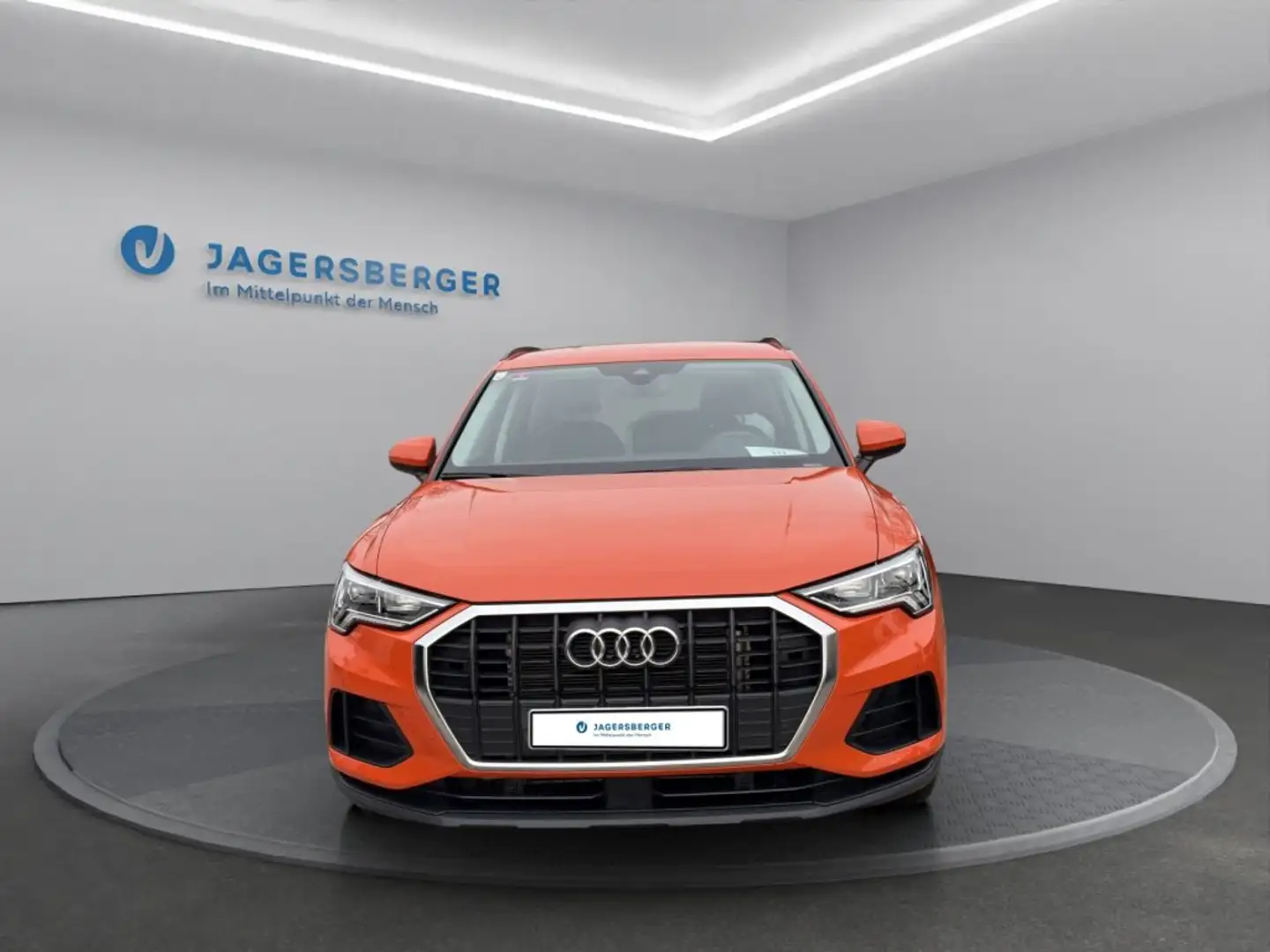 Audi Q3 Q3 Orange - 2