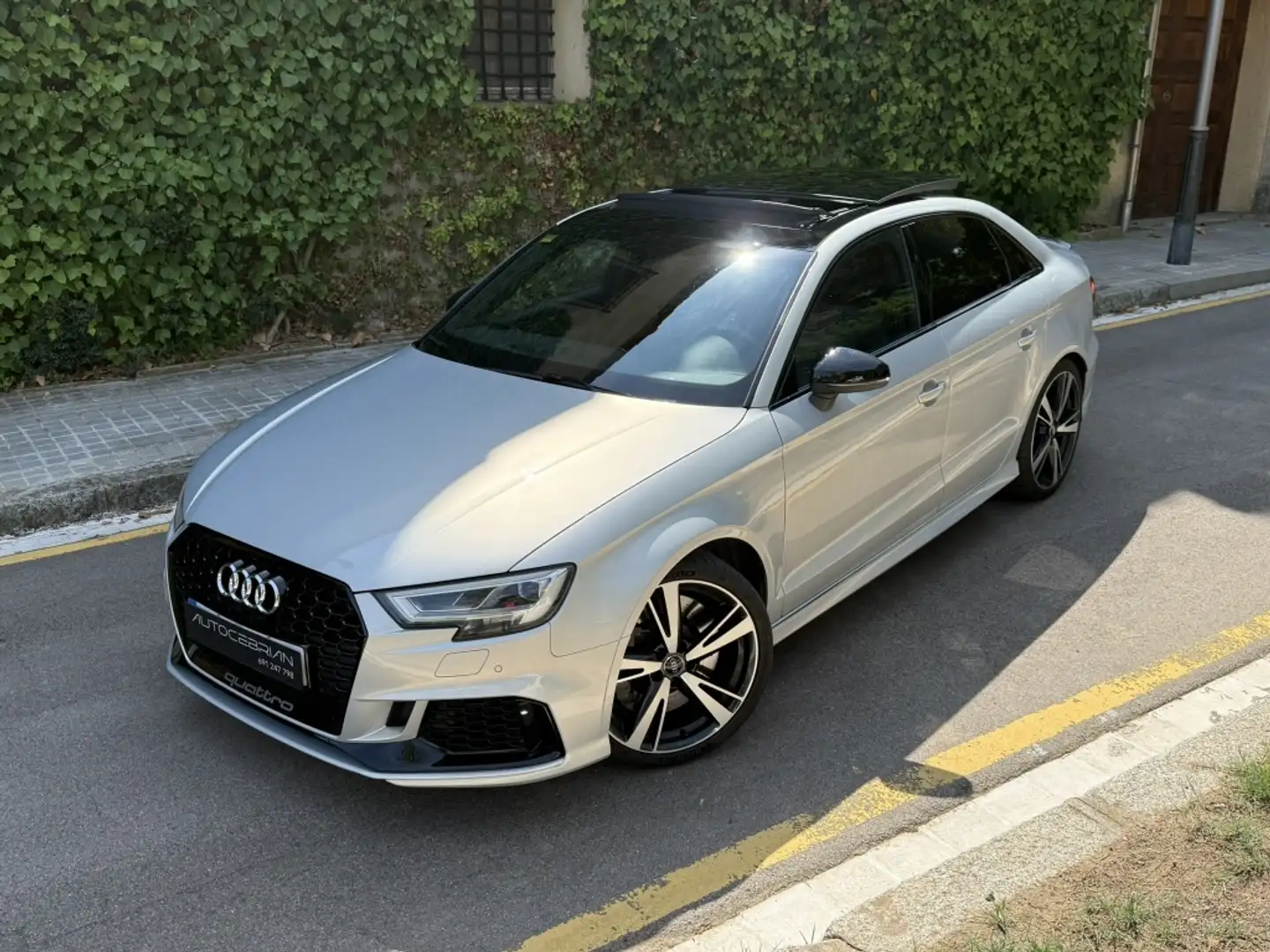 Audi RS3 Sedán 2.5 TFSI quattro S tronic 294kW Plateado - 2