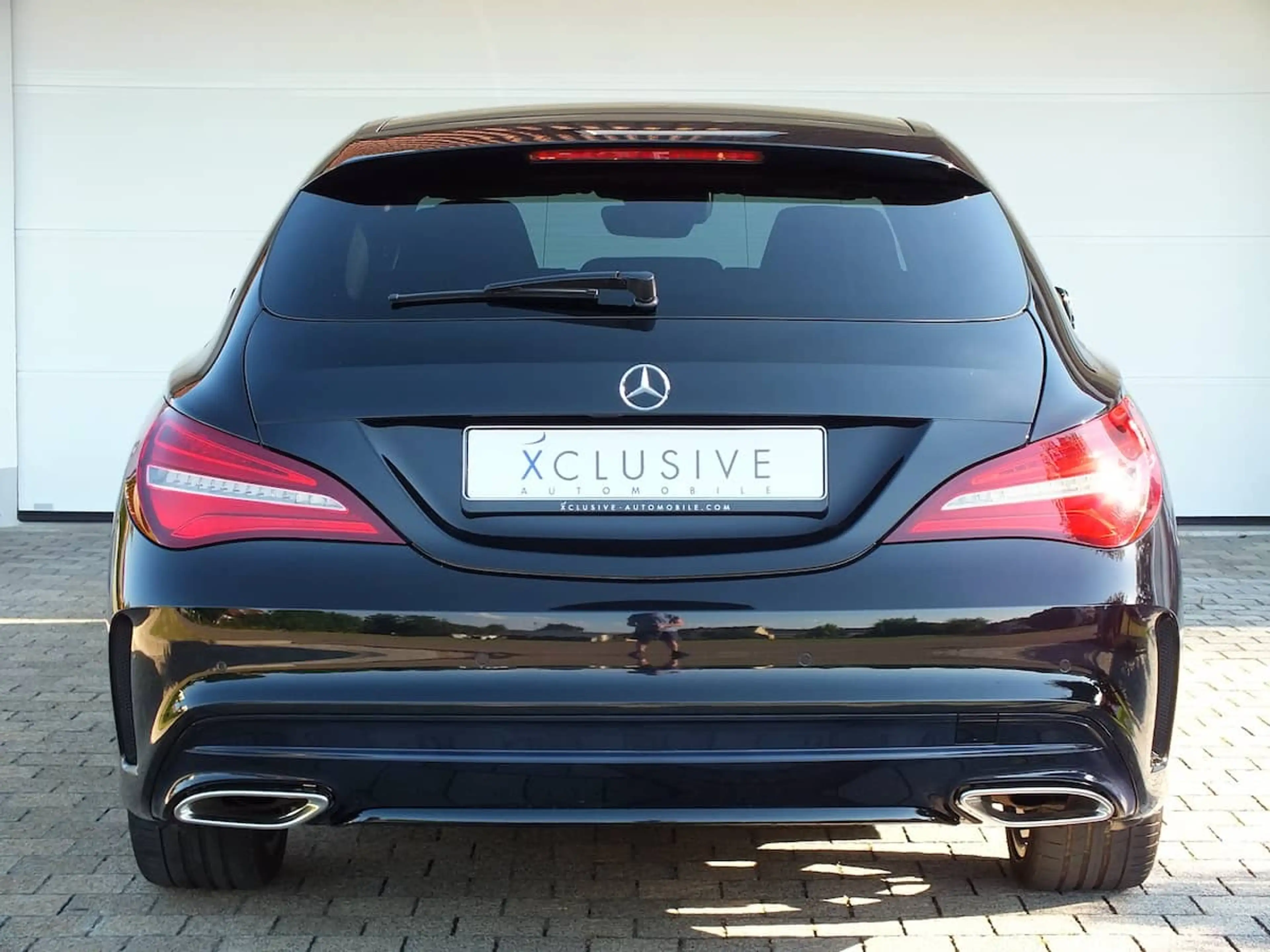 Mercedes-Benz CLA 220 Shooting Brake 4Matic AMG Line - AHK - top gepflegt — photo 4