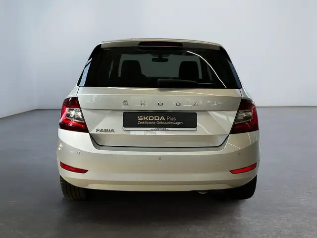 Skoda Fabia view 5