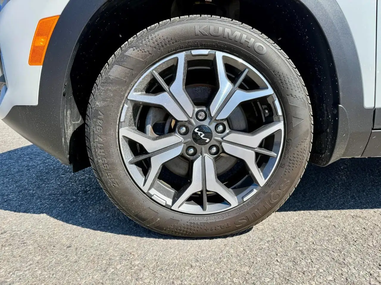 Kia Seltos снимка Kia Seltos