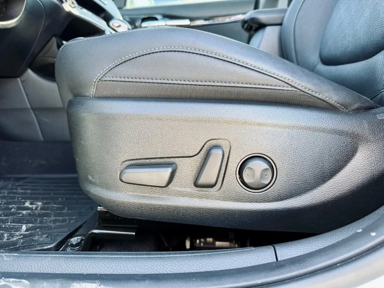 Kia Seltos снимка Kia Seltos