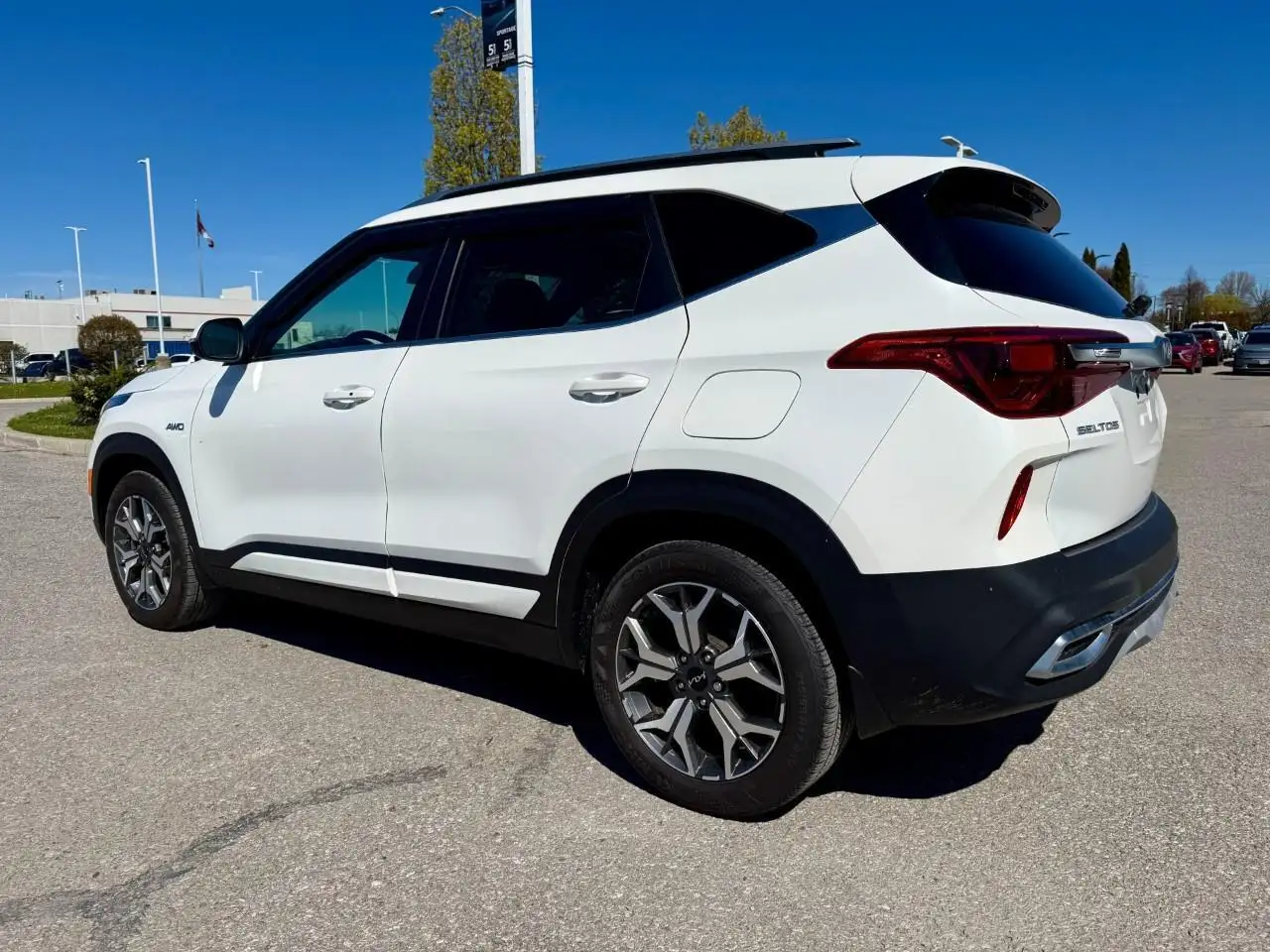 Kia Seltos снимка Kia Seltos