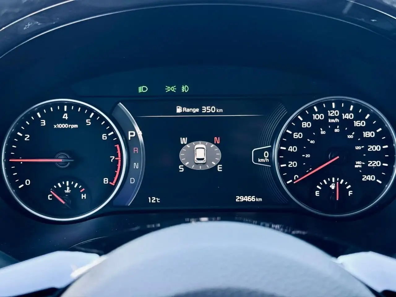 Kia Seltos снимка Kia Seltos