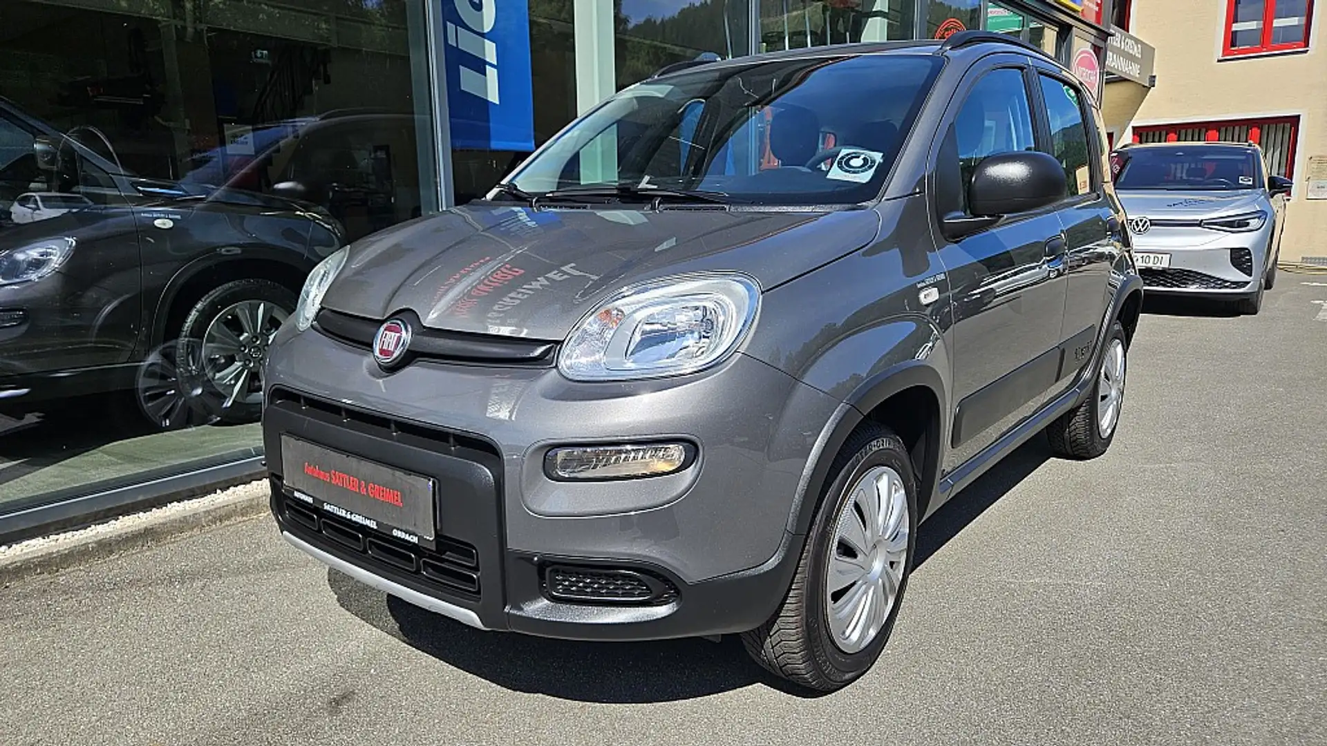 Fiat Panda TwinAir 85 4x4 Wild Grau - 2