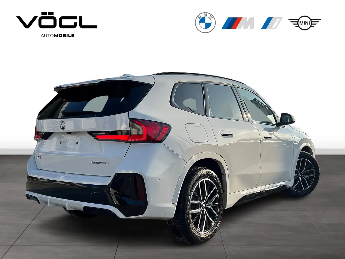 BMW X1 xDrive23d M Sportpaket Panoramadach AHK Blanc - 2