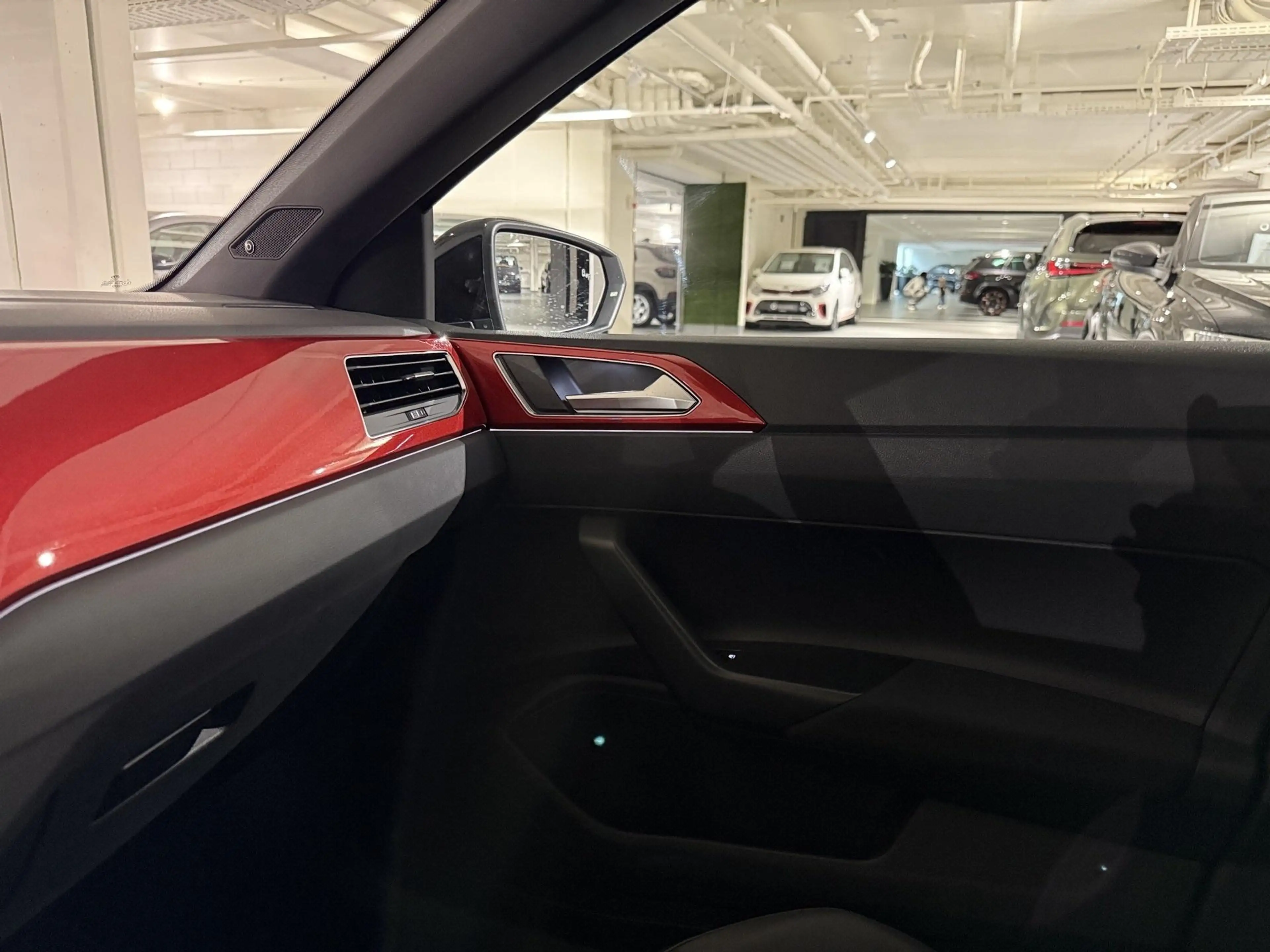 Volkswagen Polo GTI 2.0 TSI 152kW DSG7 — photo 9
