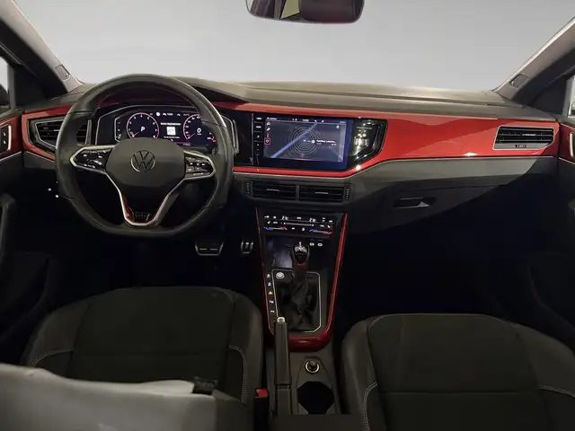 Volkswagen Polo view 5