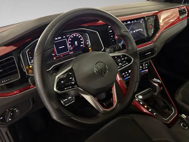 Volkswagen Polo view 8