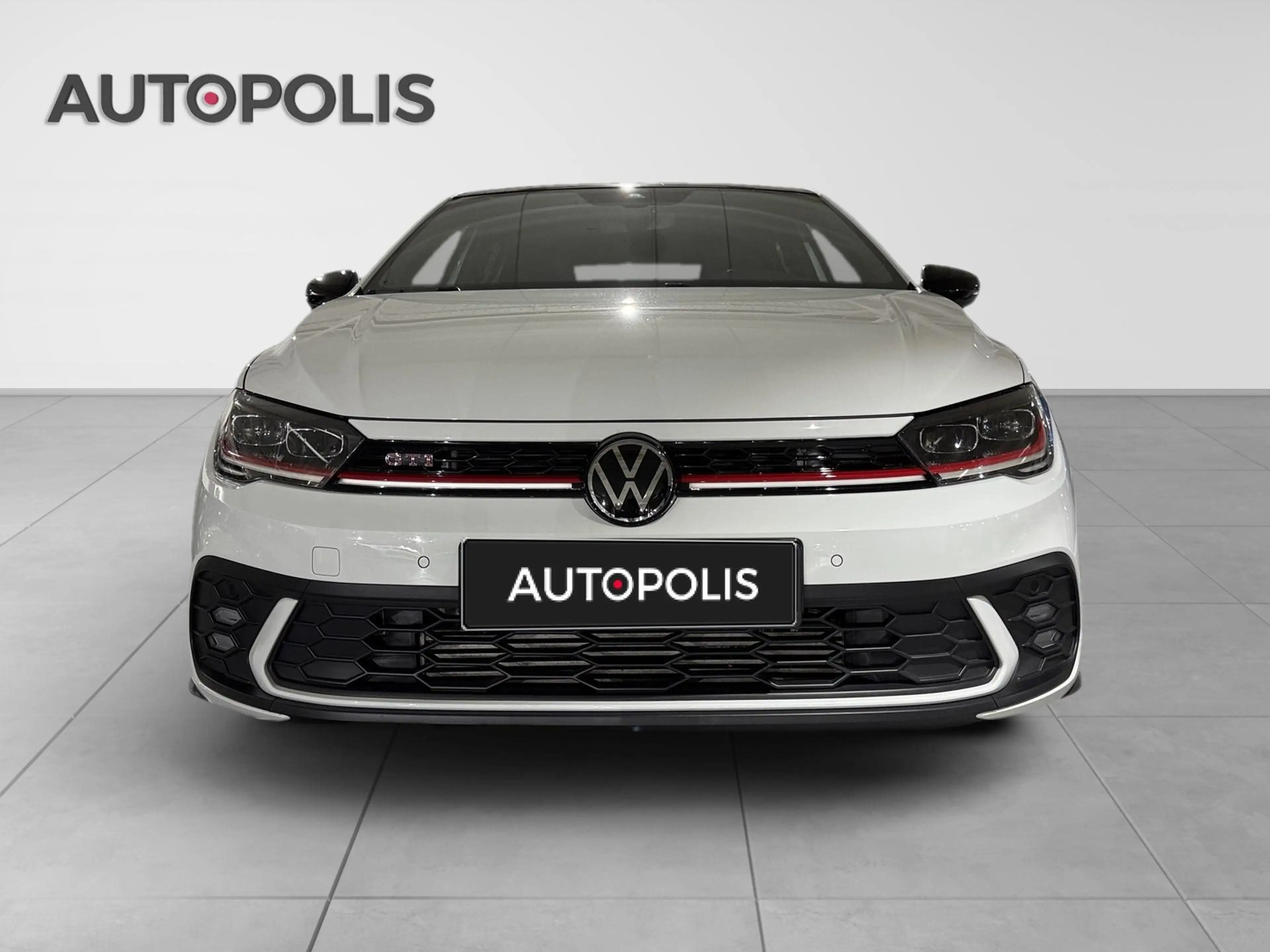 Volkswagen Polo GTI 2.0 TSI 152kW DSG7 — photo 15