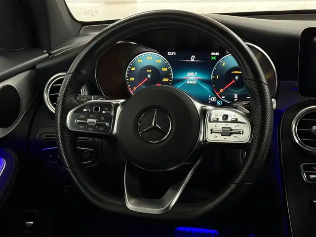Mercedes-Benz 220 view 20