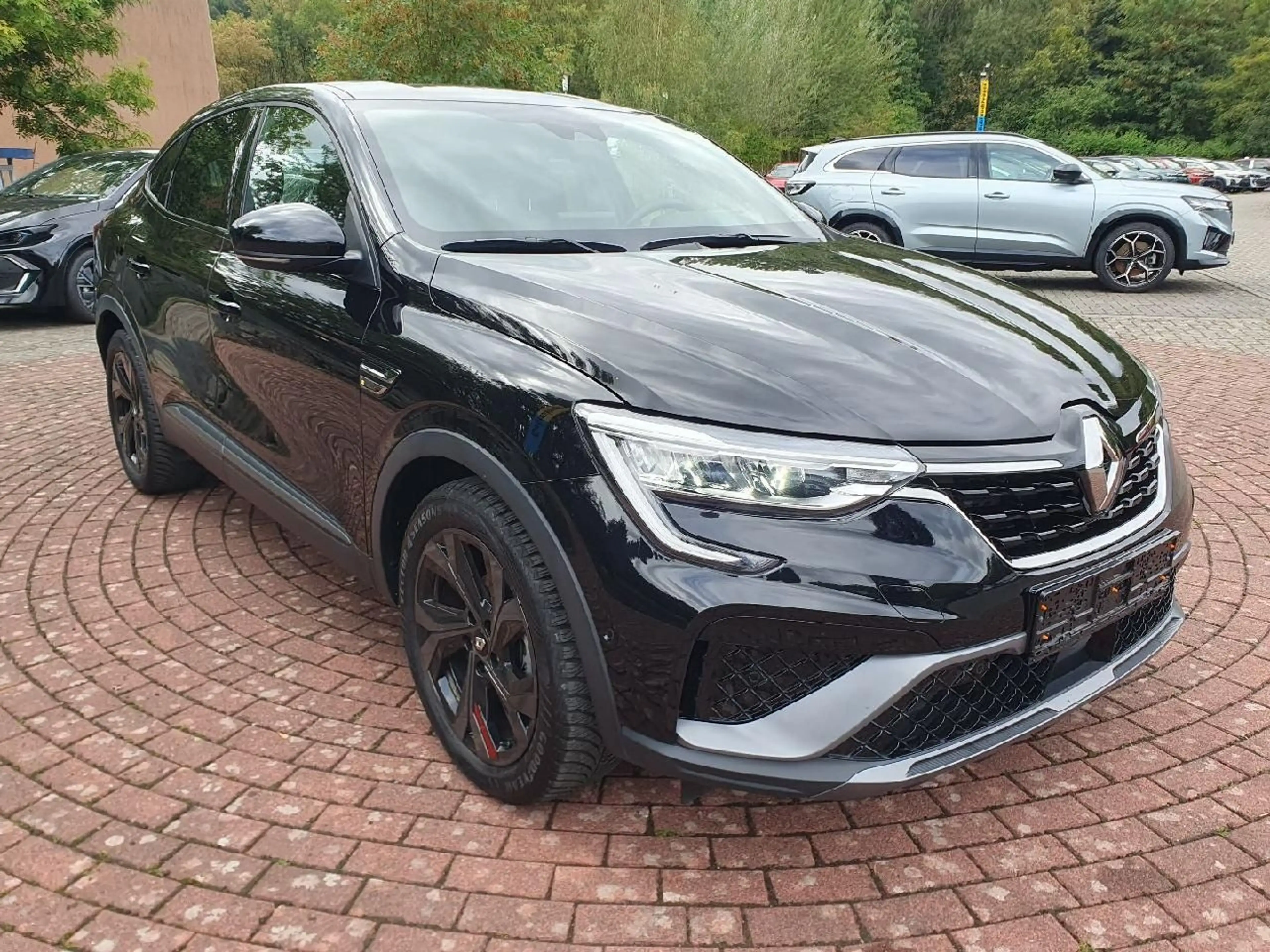 Renault Arkana R.S. Line TCe 140 — photo 7