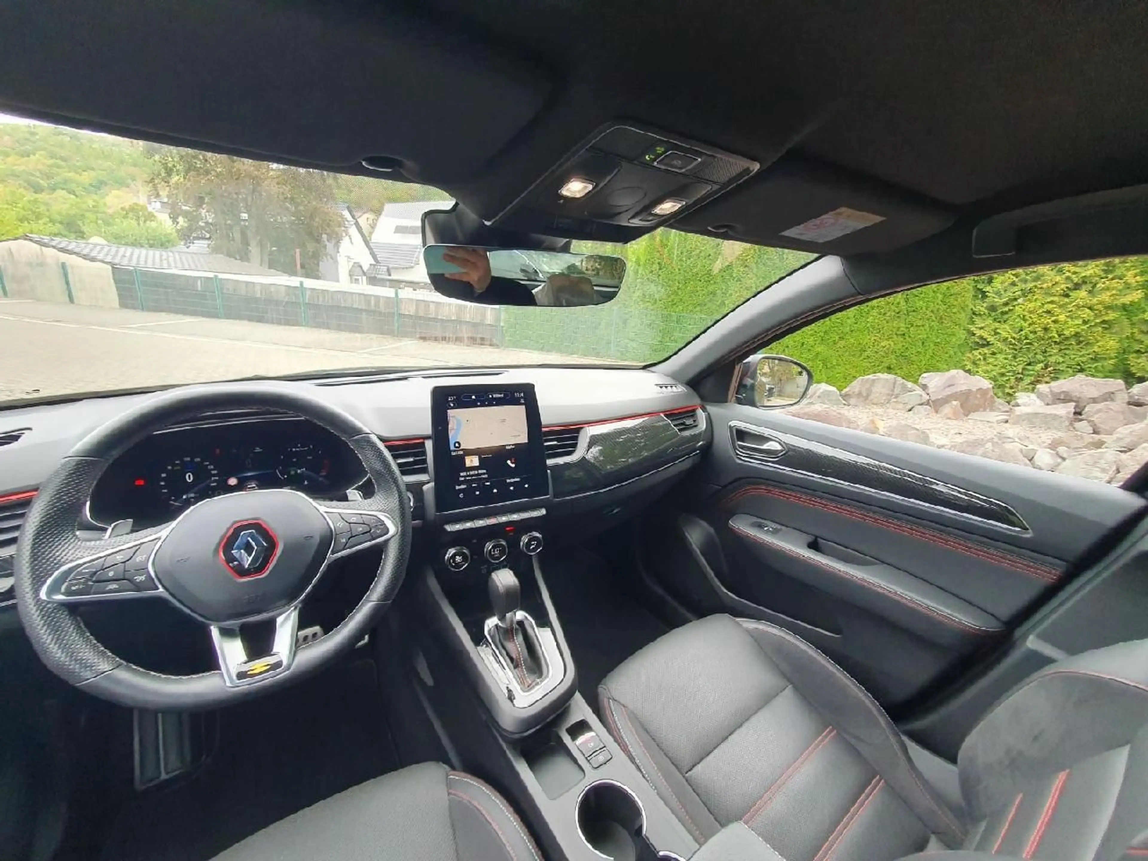 Renault Arkana R.S. Line TCe 140 — photo 10