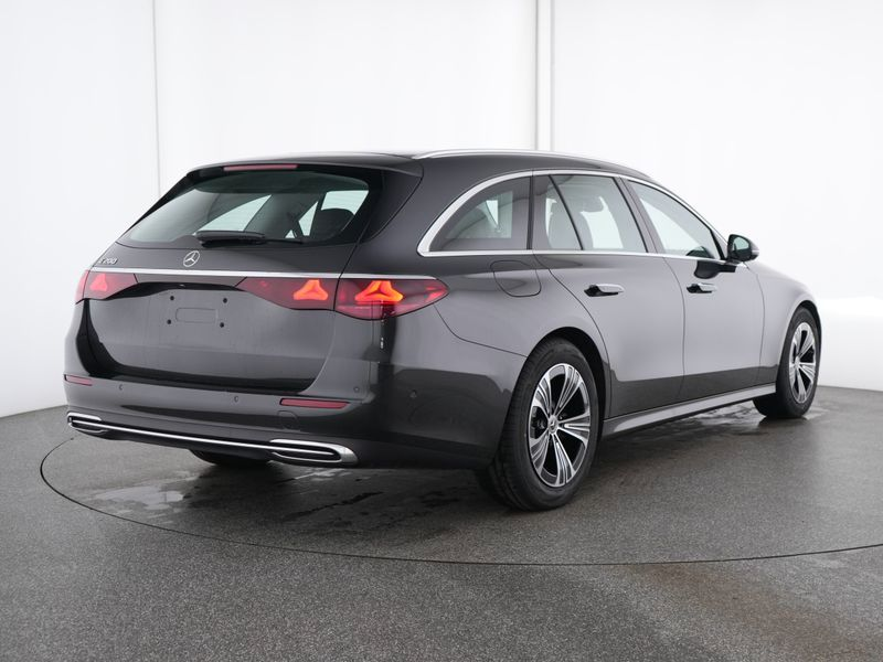 Mercedes-Benz E 200 T Avantgarde Int/Ext AHK Distronic Keyless — photo 2