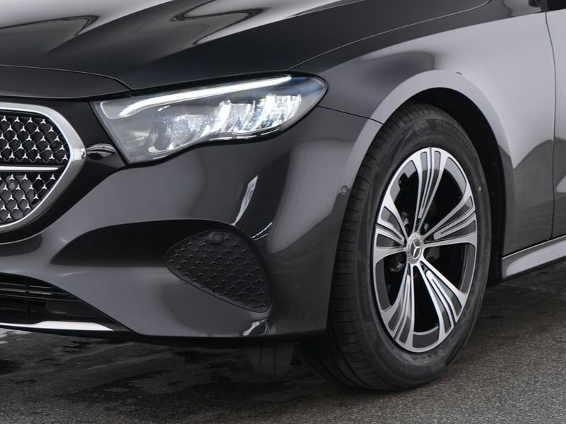 Mercedes-Benz E 200 T Avantgarde Int/Ext AHK Distronic Keyless — photo 3