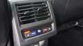 Volkswagen Golf 1.5 eTSI 200pk DSG R-Line Volkswagen Golf 1.5 eTSI Zwart - thumbnail 27