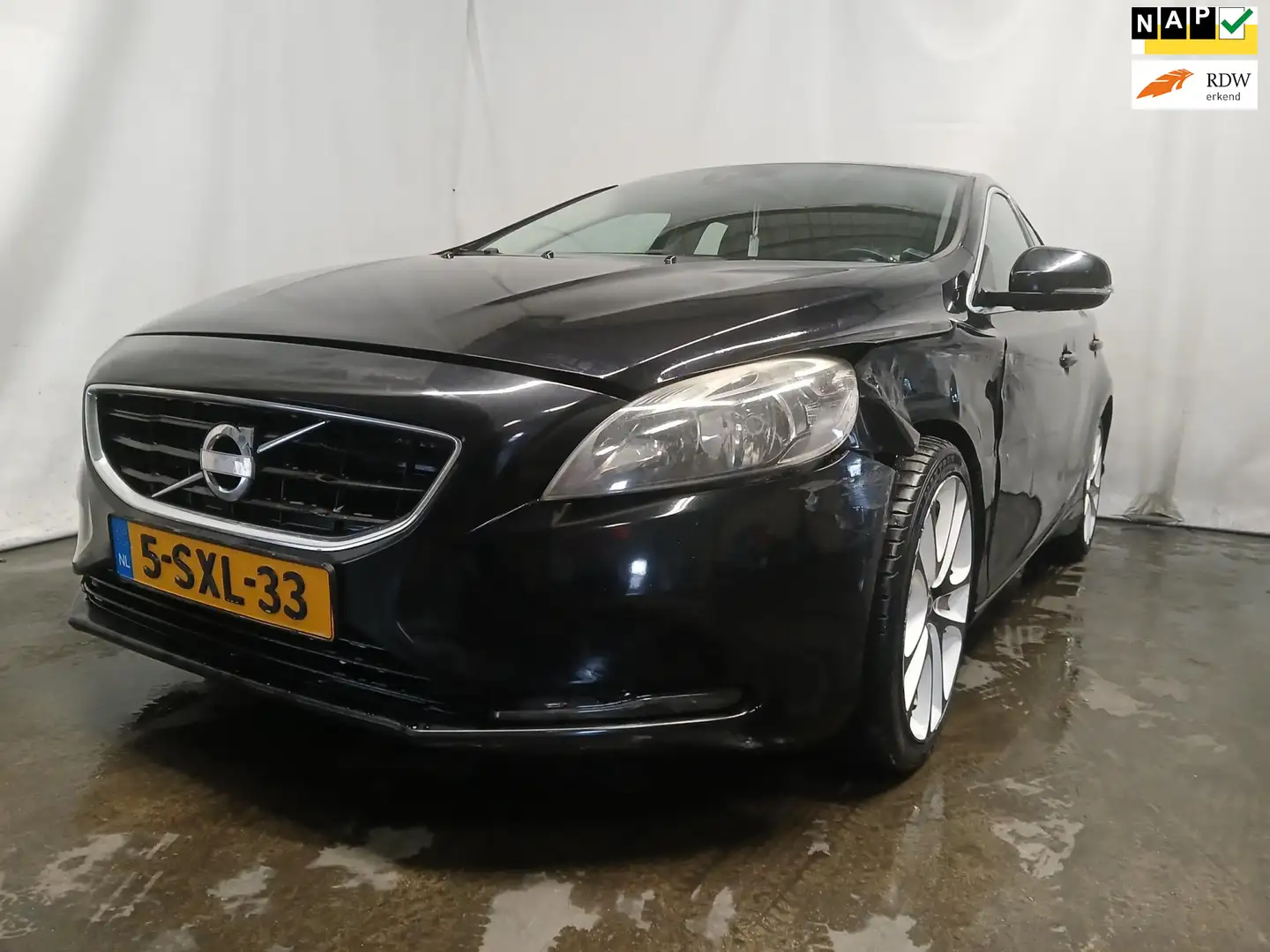 Volvo V40 1.6 D2 Summum - Schade Zwart - 1