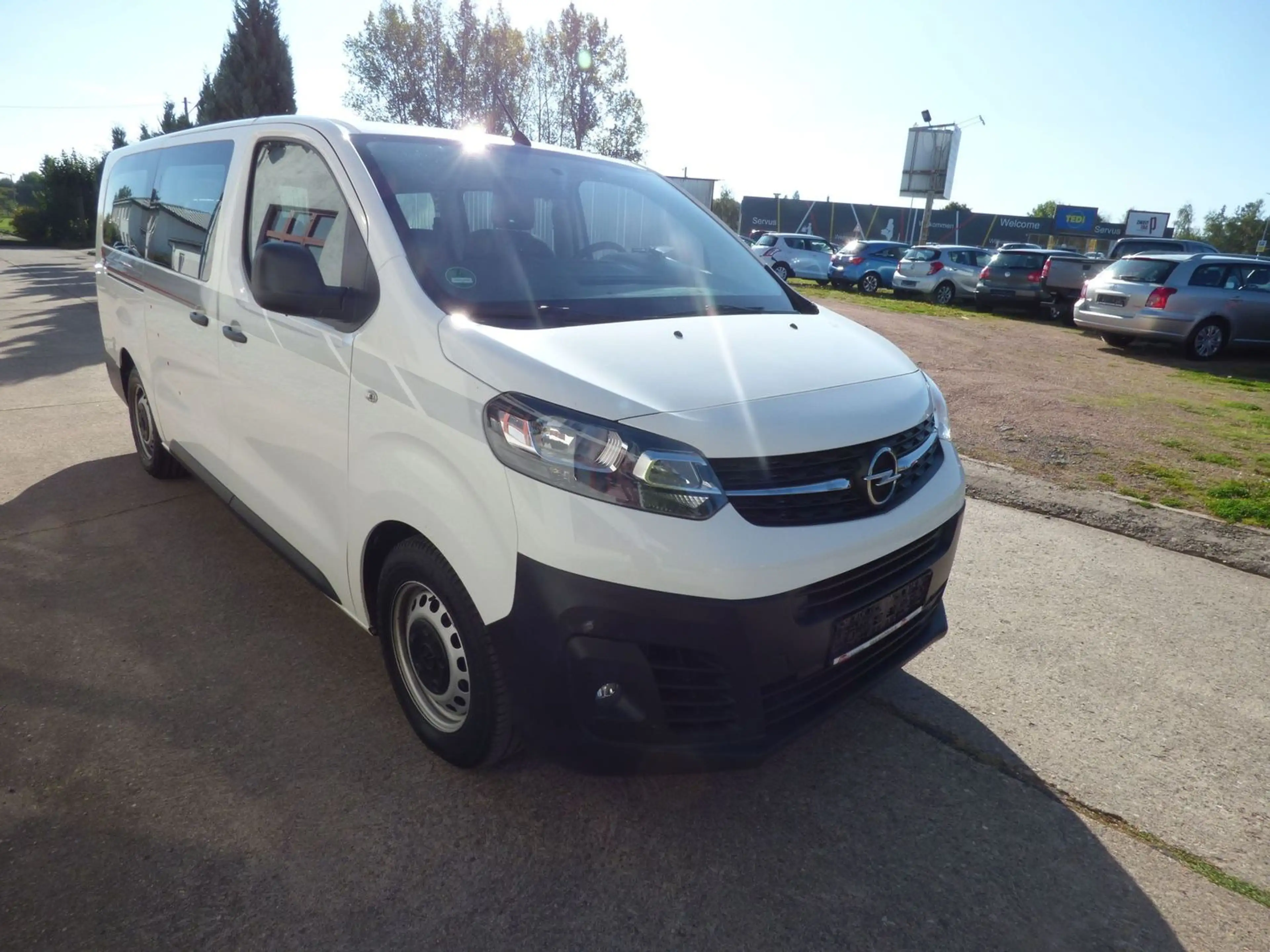 Opel Vivaro L (L3) 8 Sitzer, PDC, DAB, Multimedia — photo 4