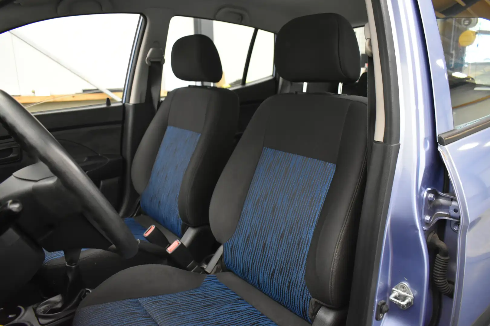 Kia Picanto 1.1 Fifteen Airco Trekhaak NAP Parrot Nieuwe APK Blauw - 2