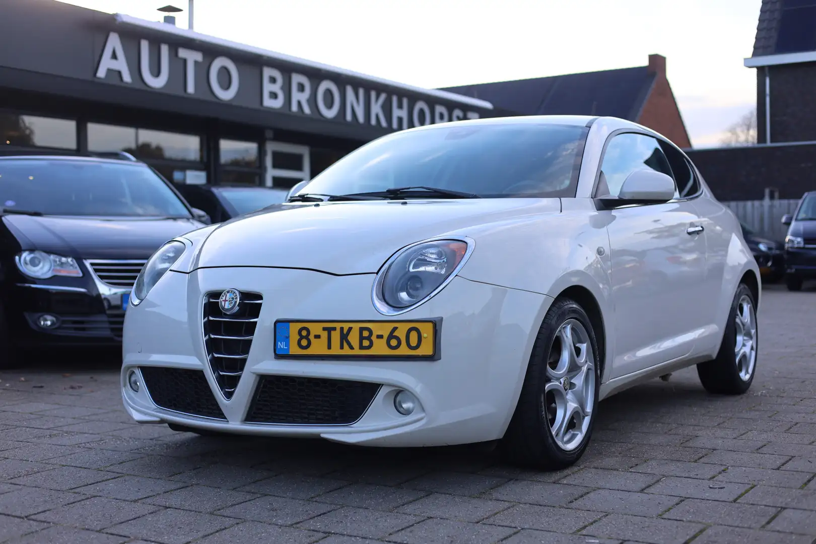 Alfa Romeo MiTo 0.9 TwinAir Esclusivo | Leder | Navi | Clima | Pdc Blanc - 1