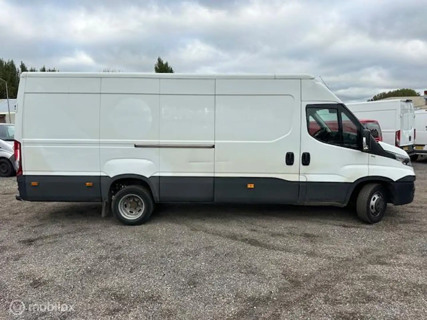 Iveco Daily 35C17V 3.0 410 H3 Blanc - 1