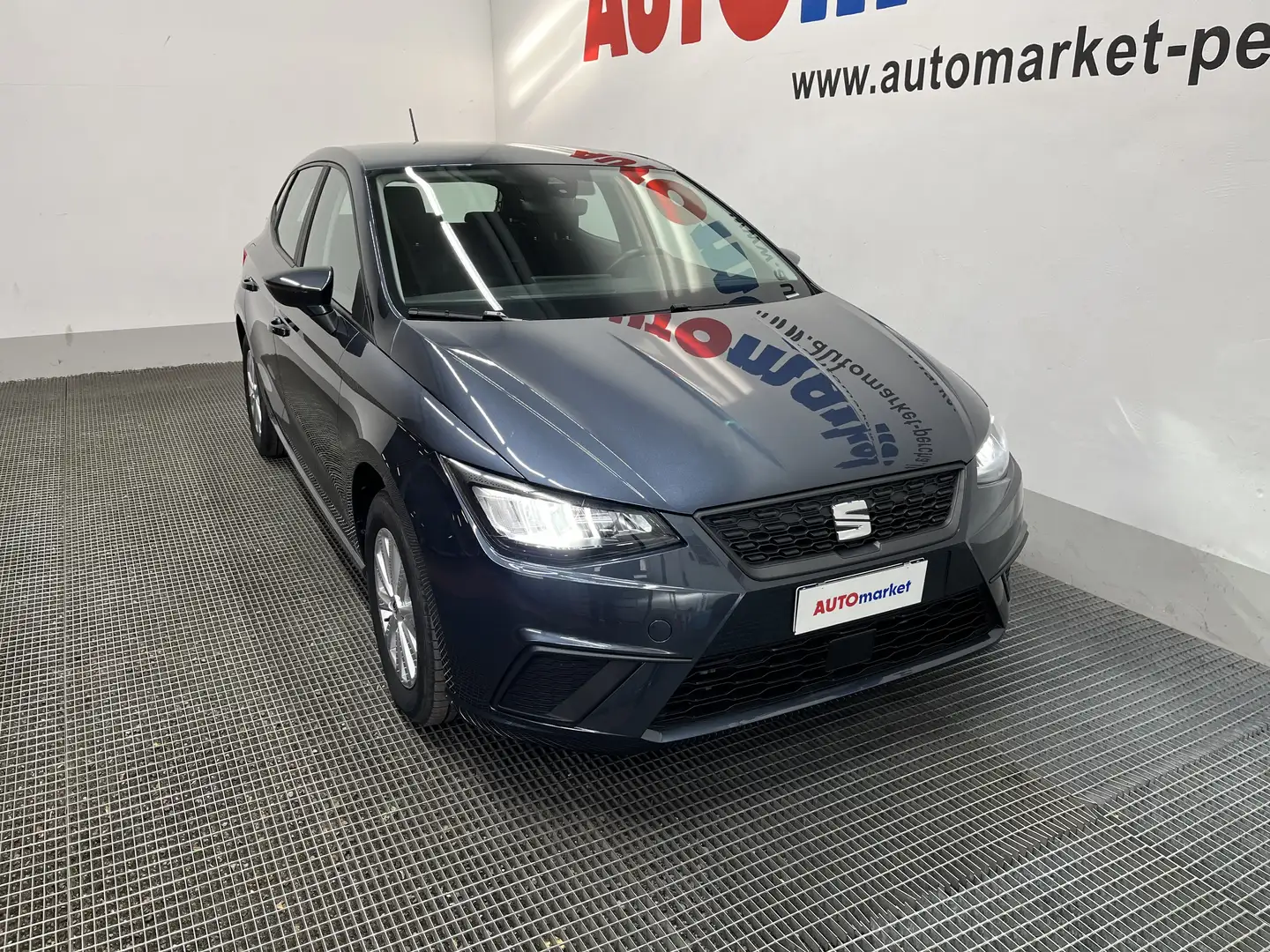 SEAT Ibiza 1.0 ecotsi Style 115cv dsg Grigio - 2