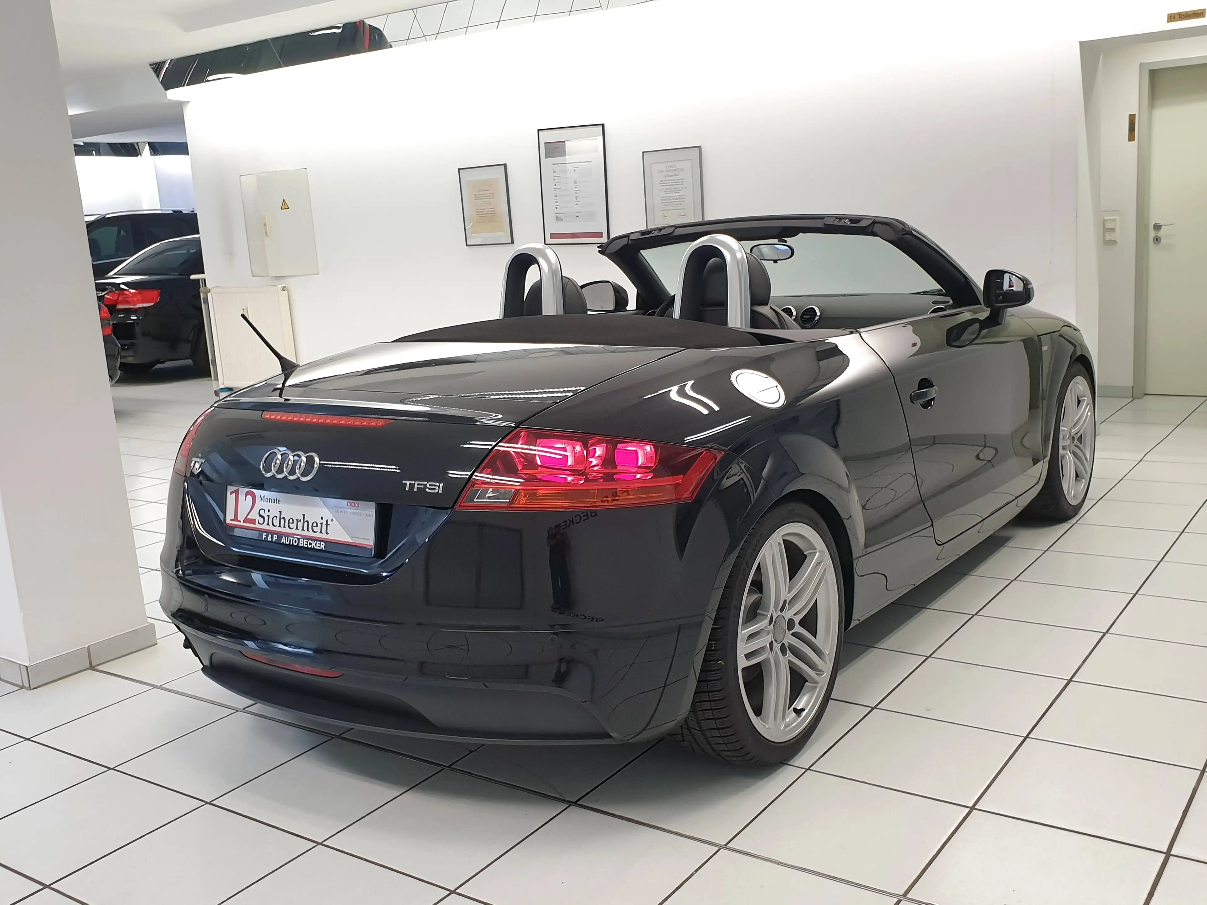 Audi TT TT Roadster 1.8 TFSI S Tronic S Line 1.Hand Leder Navi Xenon BOSE — photo 13