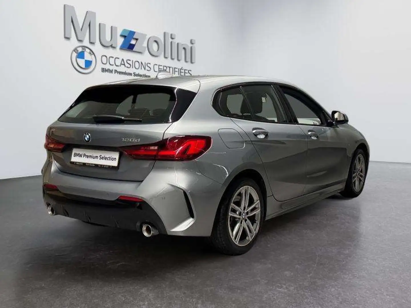 BMW 120 Hatch Gris - 2