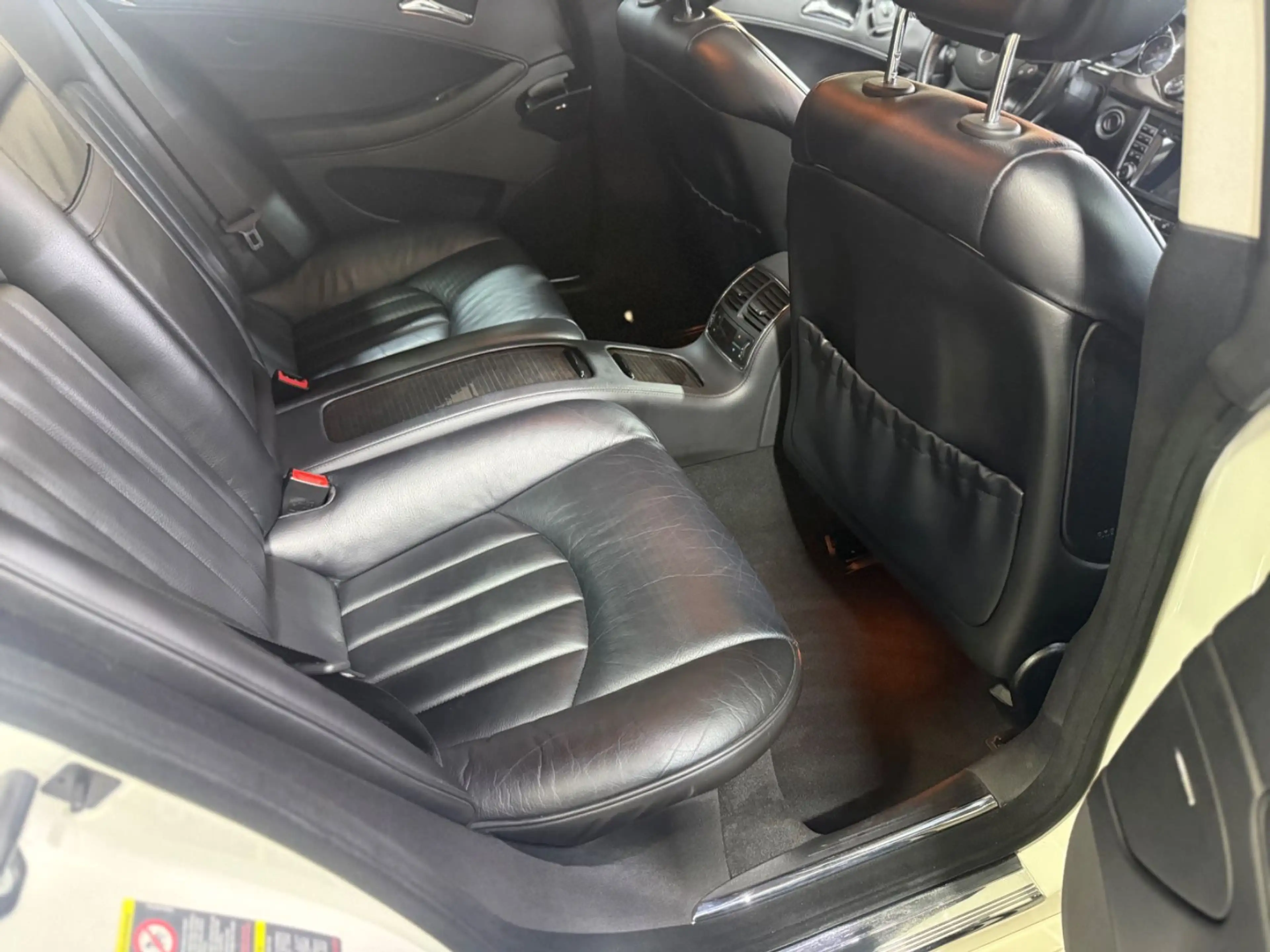Mercedes-Benz CLS 500 AMG  CLS 550 AMG  / Top Zustand / — photo 13