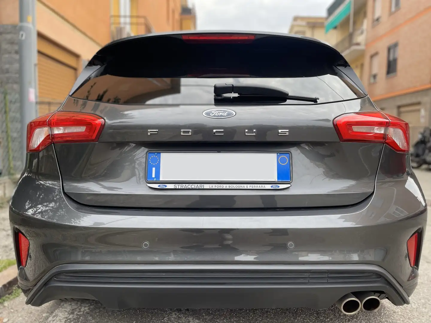 Ford Focus 1.0 ecoboost ST-Line s&s 125cv Grigio - 2