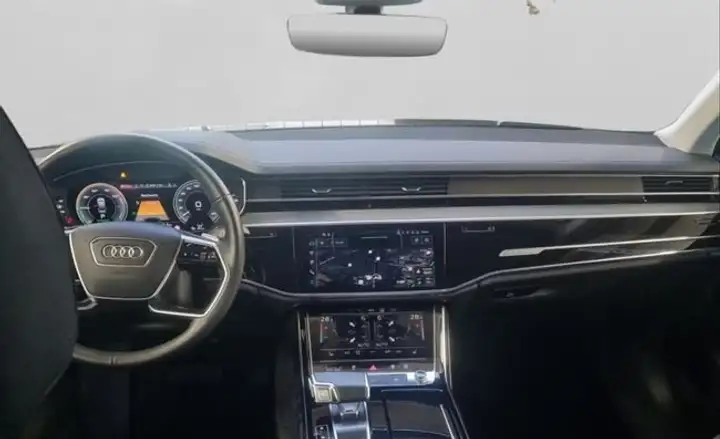 Audi A8 2024, foto 11