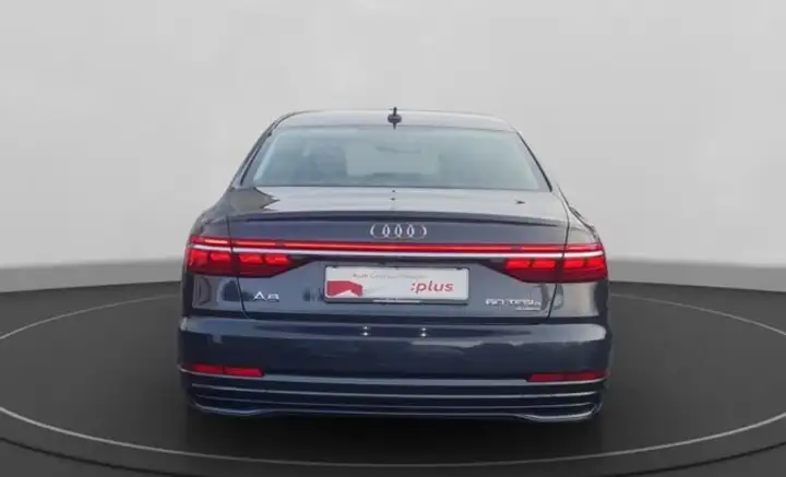 Audi A8 2024, foto 5
