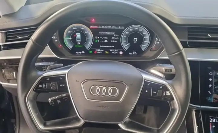 Audi A8 2024, foto 7