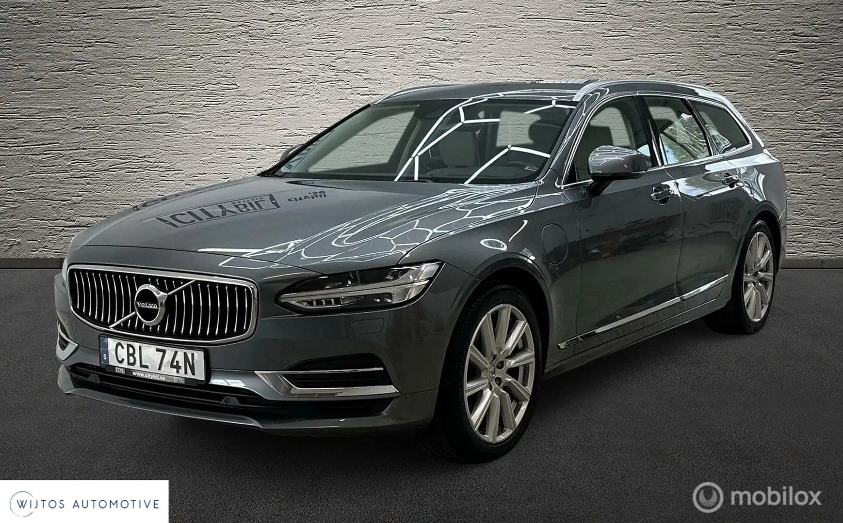 Volvo V90 2.0 T8 AWD Inscription, leer, trekhaak, winterb Gris - 1
