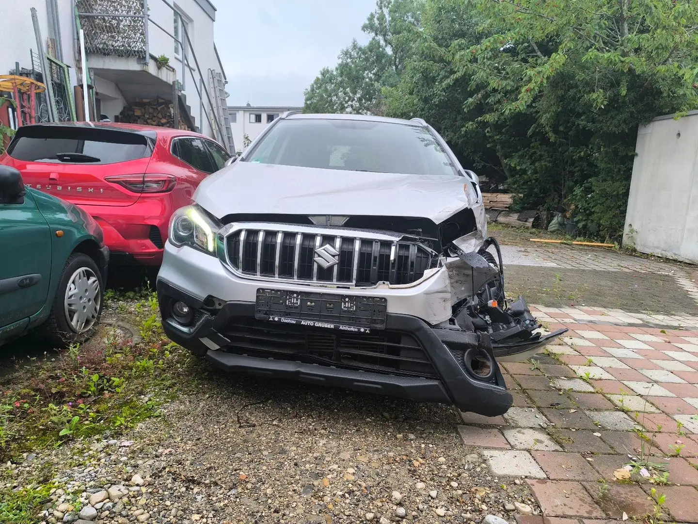 Suzuki SX4 S-Cross Comfort Kamera*Sthz*DAB*Klima*BT*Tem Silber - 1