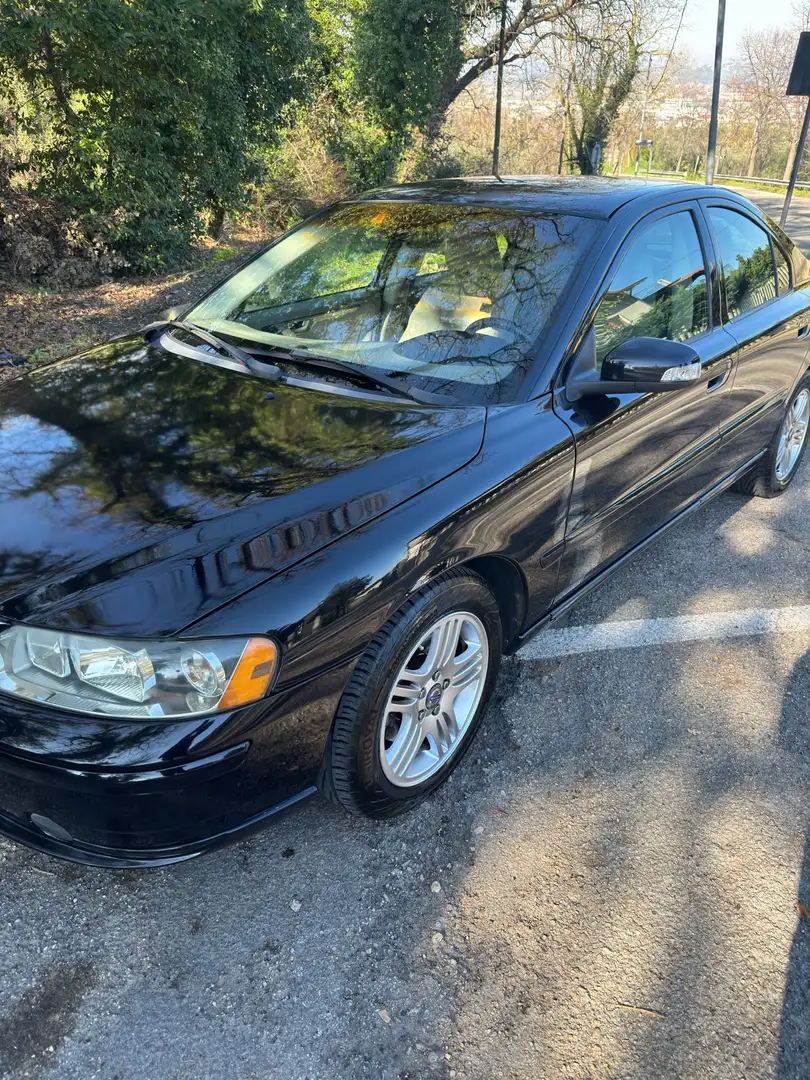 Volvo S60 2.4 d5 Momentum 185cv - 1