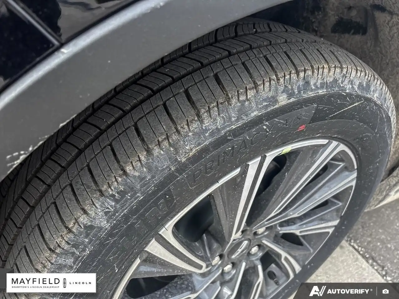 Lincoln Aviator снимка Lincoln Aviator