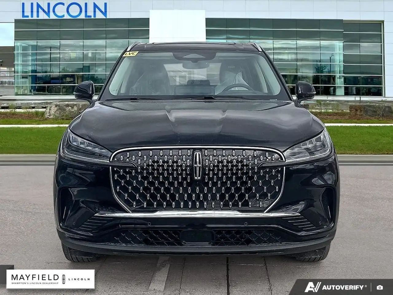 Lincoln Aviator снимка Lincoln Aviator