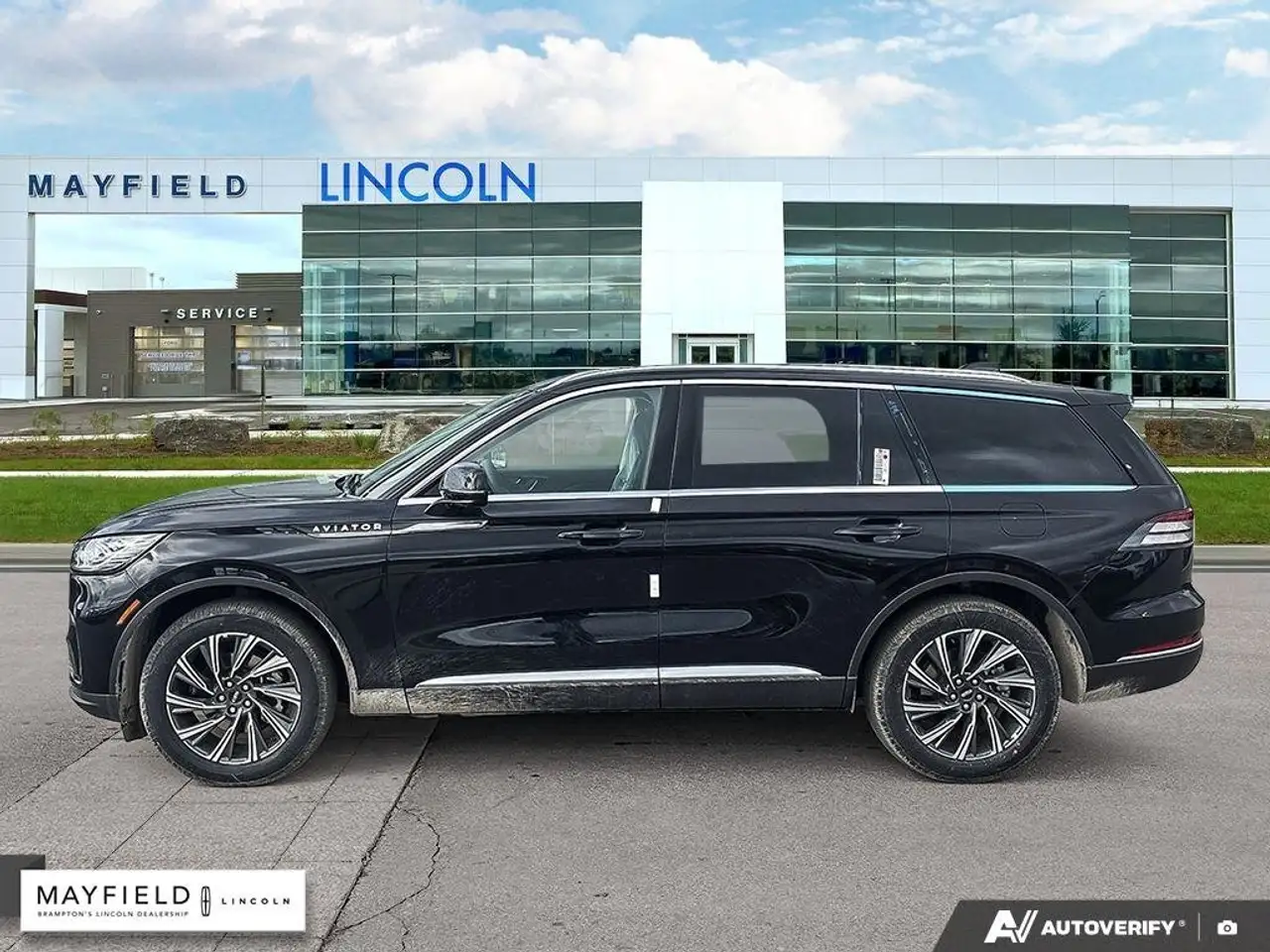 Lincoln Aviator снимка Lincoln Aviator