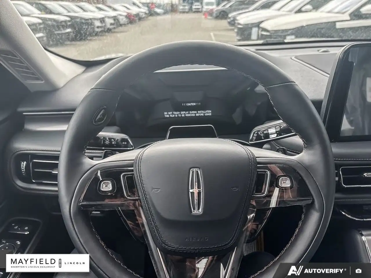 Lincoln Aviator снимка Lincoln Aviator