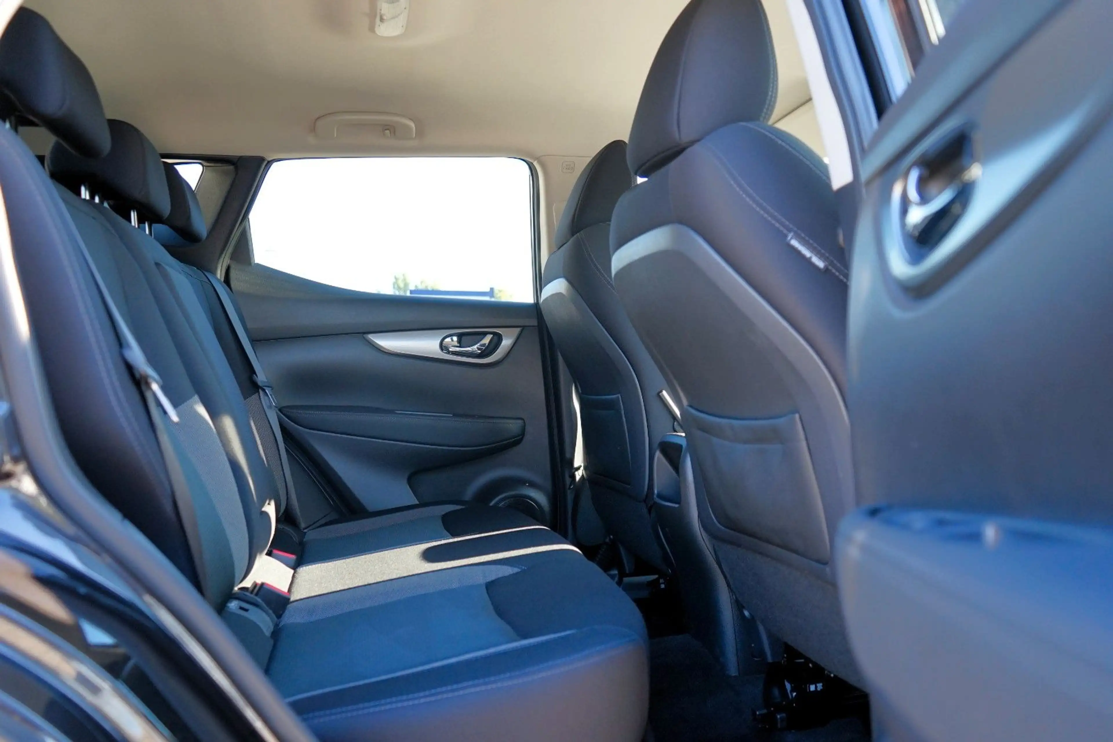 Nissan Qashqai N-Connecta 1.HAND/PDC/ACC/ISOFIX/RFK/MFL — photo 14