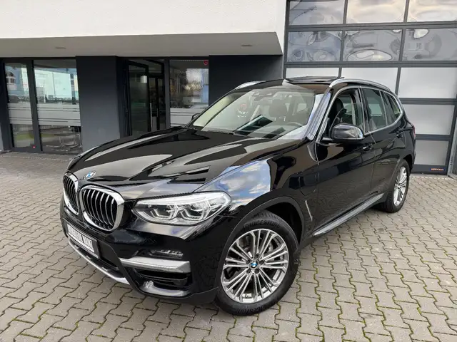 BMW X3 xDrive 30 e Luxury Line