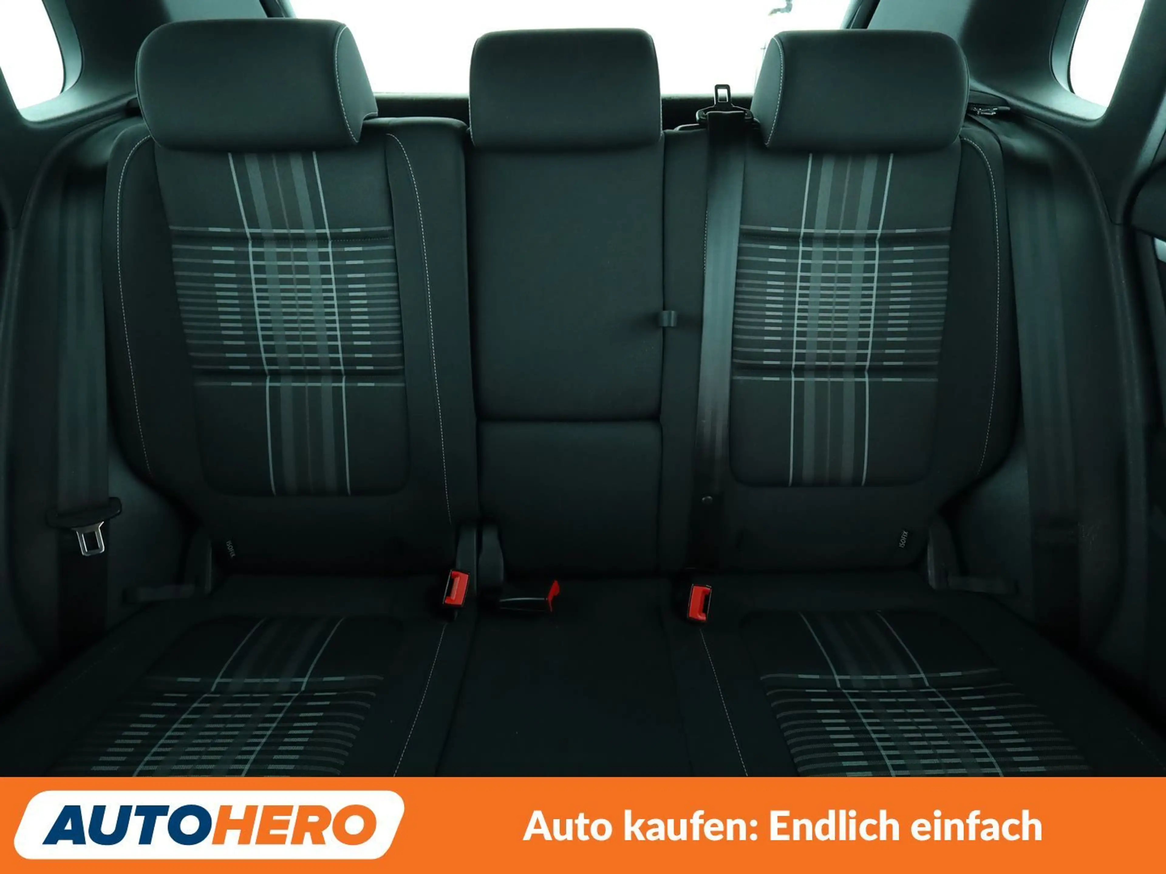 Volkswagen Tiguan 2.0 TDI Lounge Sport & Style BMT*NAVI*TEMPO*PDC*SH — photo 15