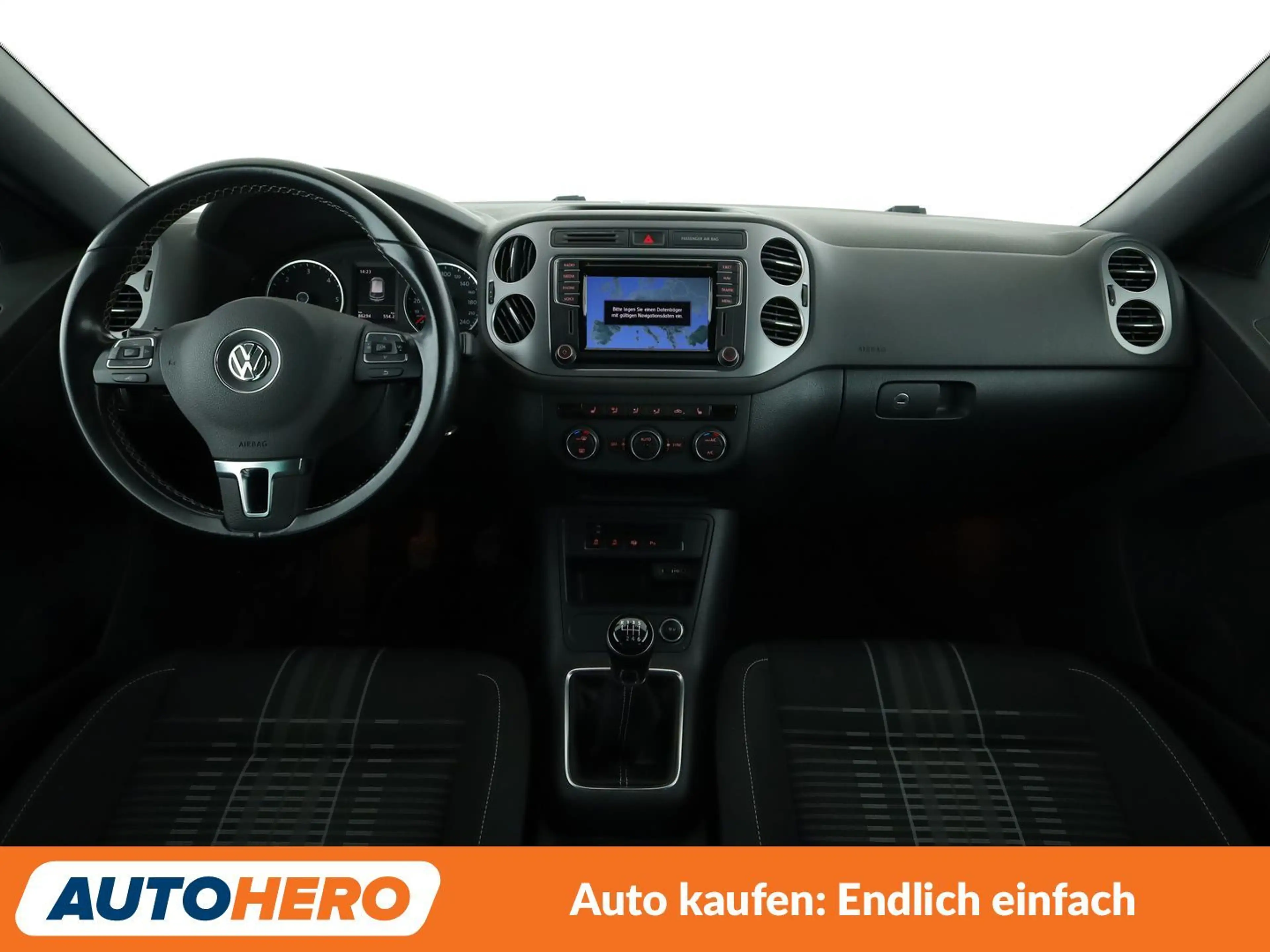 Volkswagen Tiguan 2.0 TDI Lounge Sport & Style BMT*NAVI*TEMPO*PDC*SH — photo 12