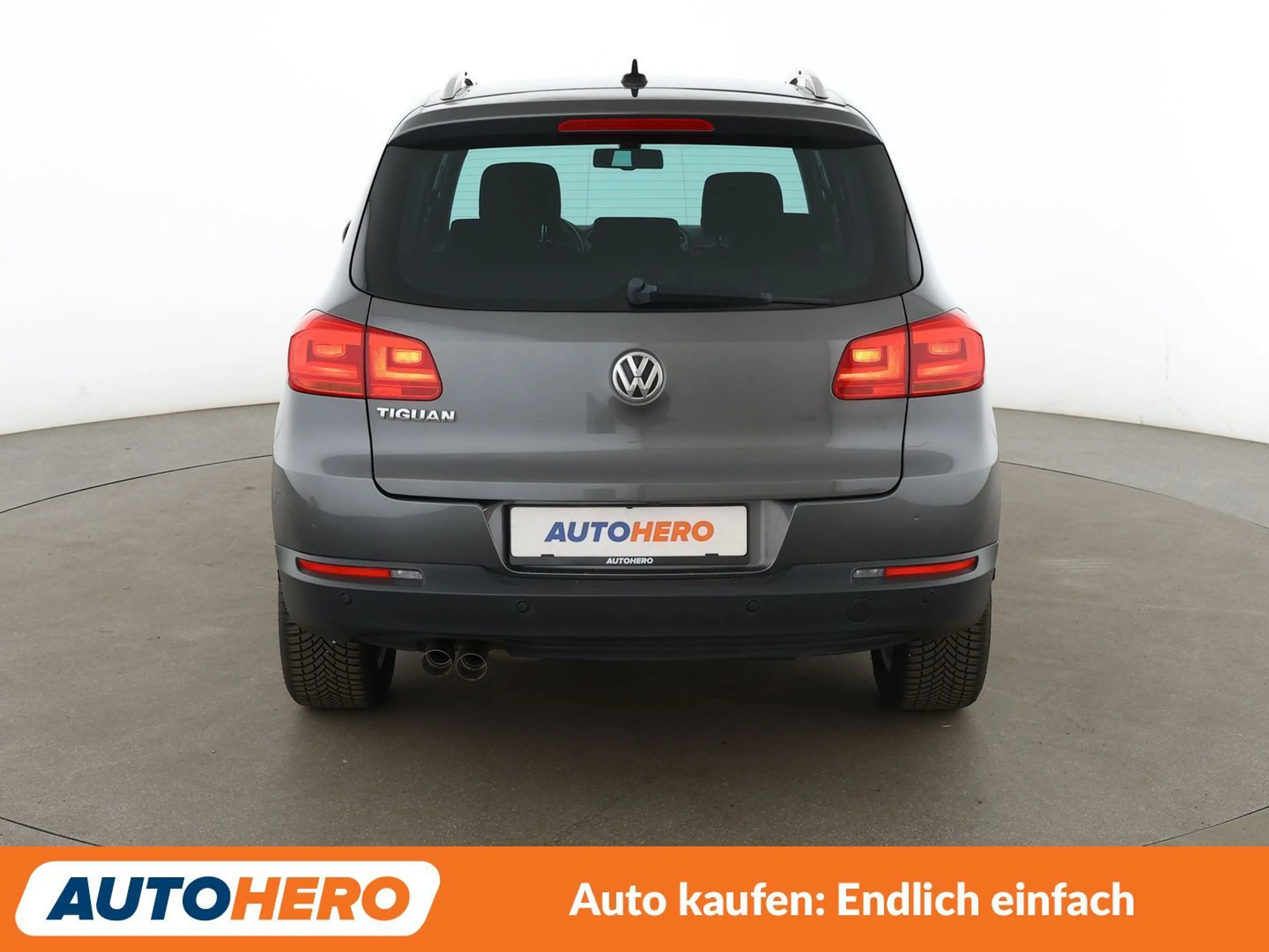 Volkswagen Tiguan 2.0 TDI Lounge Sport & Style BMT*NAVI*TEMPO*PDC*SH — photo 5