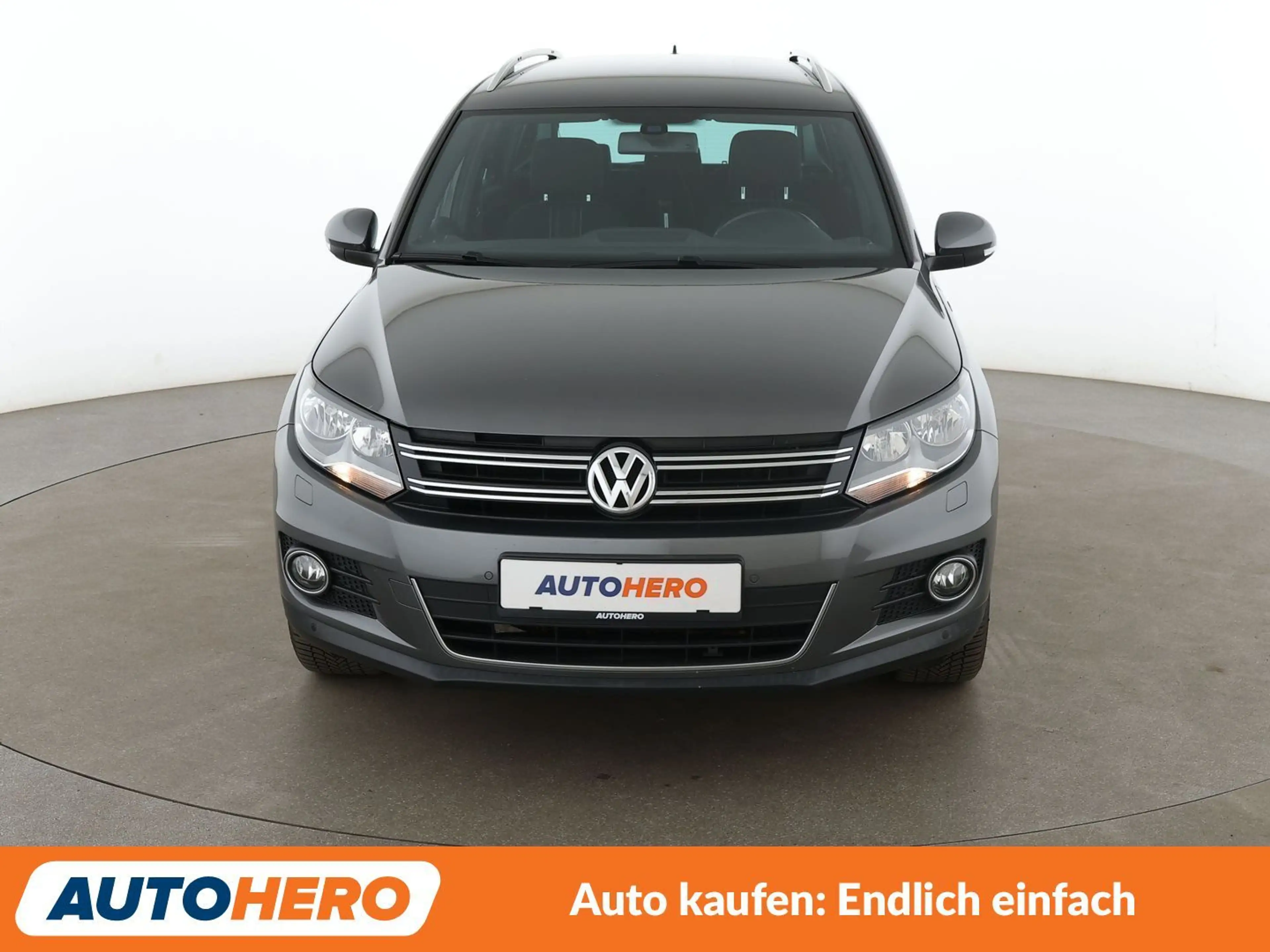 Volkswagen Tiguan 2.0 TDI Lounge Sport & Style BMT*NAVI*TEMPO*PDC*SH — photo 9